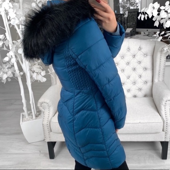 SOLD - Picture 2 of 4